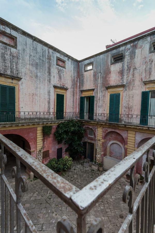 غالاتوني Palazzo Leuzzi B&B المظهر الخارجي الصورة